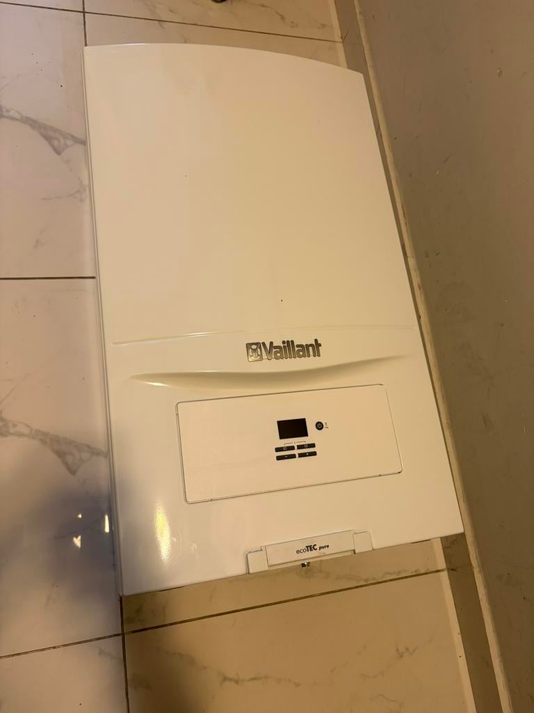 Vaillant EcoTec pure de 2020, Doe-het-zelf en Bouw, Ophalen, Zo goed als nieuw