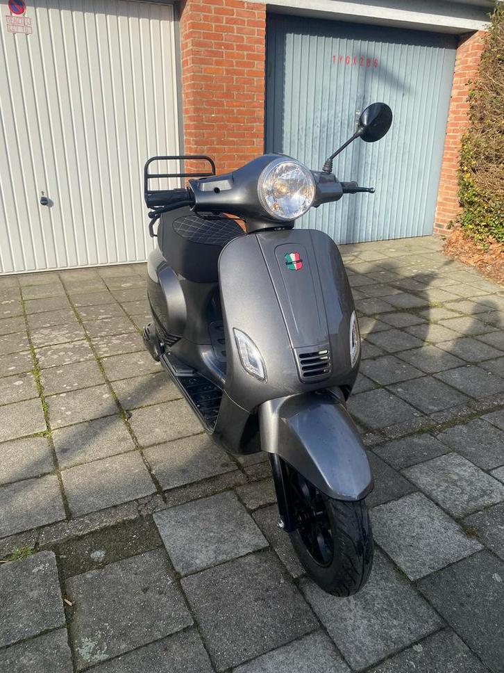 Gts Toscana Dynamic (A klasse), Fietsen en Brommers, Snorfietsen en Snorscooters, Zo goed als nieuw, Overige merken, Benzine, Ophalen