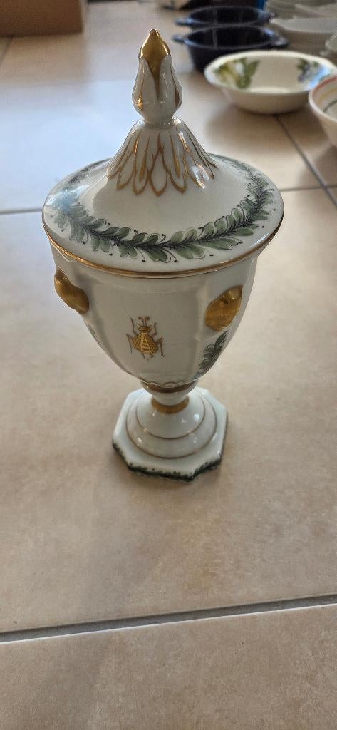 Très beau pot couvert style balustre Empire porcelaine., Antiquités & Art, Enlèvement