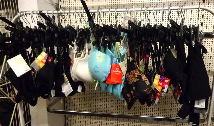 NIEUW Partij van 1000 stuks Ondergoed. Dames, Heren en Kinde, Kleding | Dames, Dames-kledingpakketten, Nieuw, Ophalen of Verzenden