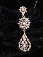 19 eeuw hanger met diamanten,  70cm, Enlèvement ou Envoi, Or, Pendentif, Avec pierre précieuse