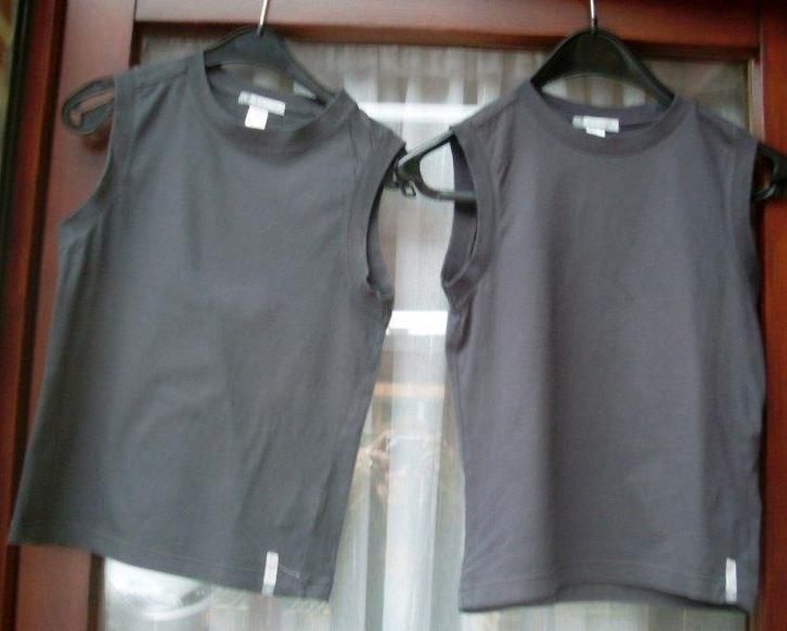 Donker grijze topje van Decathlon maat 10 jaar, Kinderen en Baby's, Kinderkleding | Maat 140, Gebruikt, Jongen, Shirt of Longsleeve