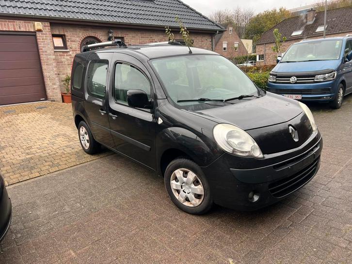 Benzine 1.6i benzine 155000km Renault kangoo, Auto's, Renault, Particulier, Kangoo, Benzine, Euro 5, 5 deurs, Handgeschakeld, Zwart