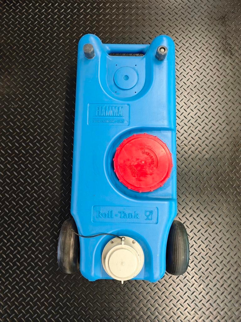 Réservoir d'eau à rouleau FIAMMA, Caravanes & Camping, Camping-car Accessoires, Enlèvement