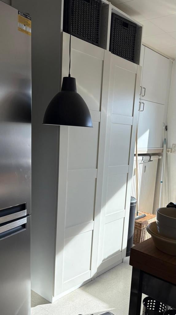 Armoires Pax blanches Ikea avec portes Bergsbo blanches, Avec porte(s), Comme neuf, Enlèvement, 50 à 75 cm