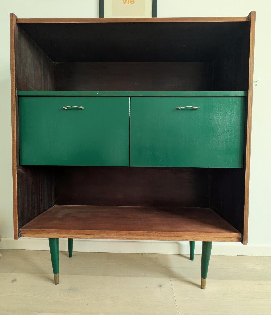 Buffet haut de style vintage en bois avec pieds fuselés, Maison & Meubles, Armoires | Dressoirs, Utilisé, 50 à 100 cm, 25 à 50 cm