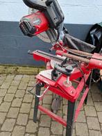 Circulaire sur table, Enlèvement