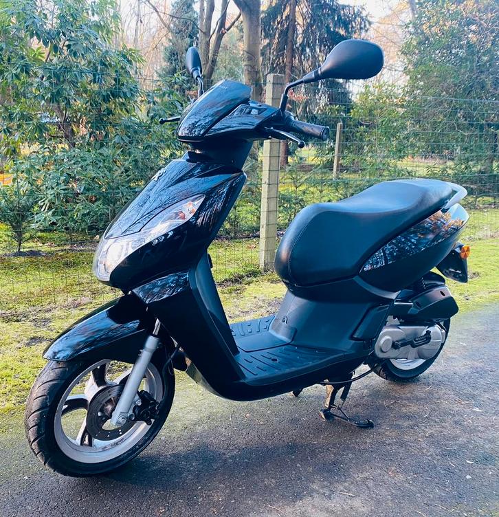 Scooter Peugeot Kisbee 50cc A-klasse, Vélos & Vélomoteurs, Scooters | Peugeot, Utilisé, Autres modèles, Classe A (25 km/h), Essence