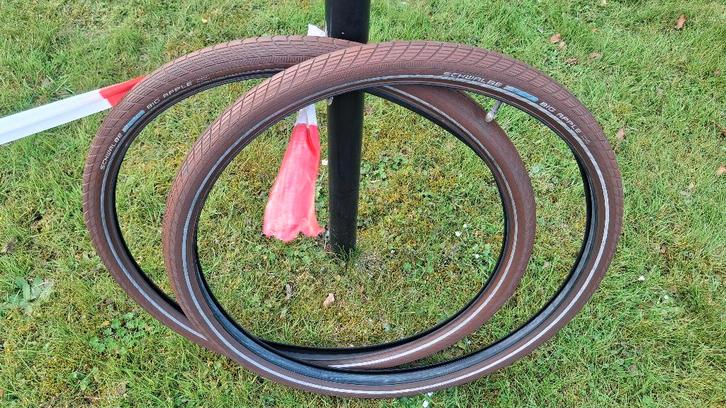 Set 28” SCHWALBE Balloon Big Apple + binnenbanden ALS NIEUW, Fietsen en Brommers, Fietsonderdelen, Zo goed als nieuw, Band, Ophalen