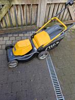 Machine à gazon Stiga à 240 VAC, Fonction de mulching, Tondeuse rotative, Comme neuf, 40 à 49 cm