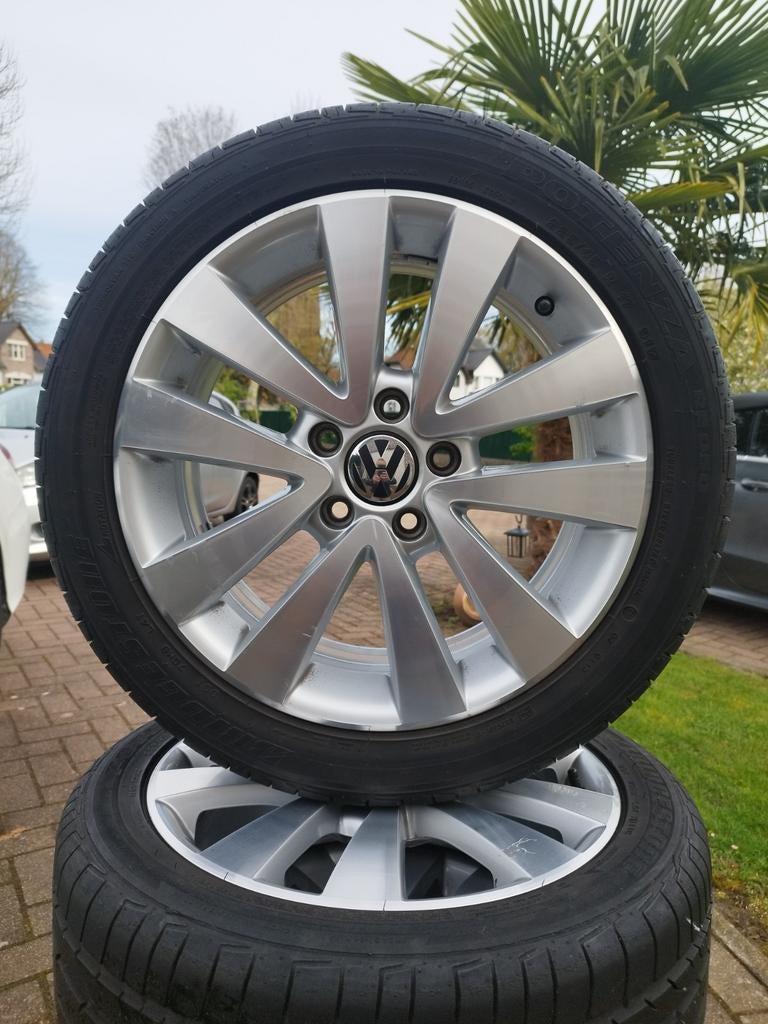 Zomerbanden 225/45/R17 Bridgestone originele Volkswagen, Auto-onderdelen, Banden en Velgen, Velg(en), Zomerbanden, 17 inch, 225 mm