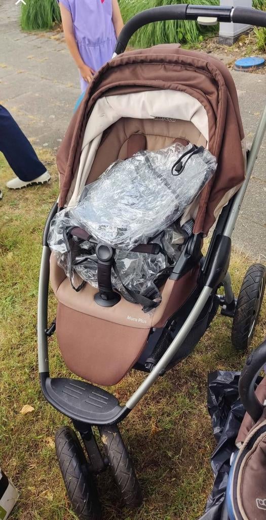 Buggy met maxi cosi en wieg, Ophalen