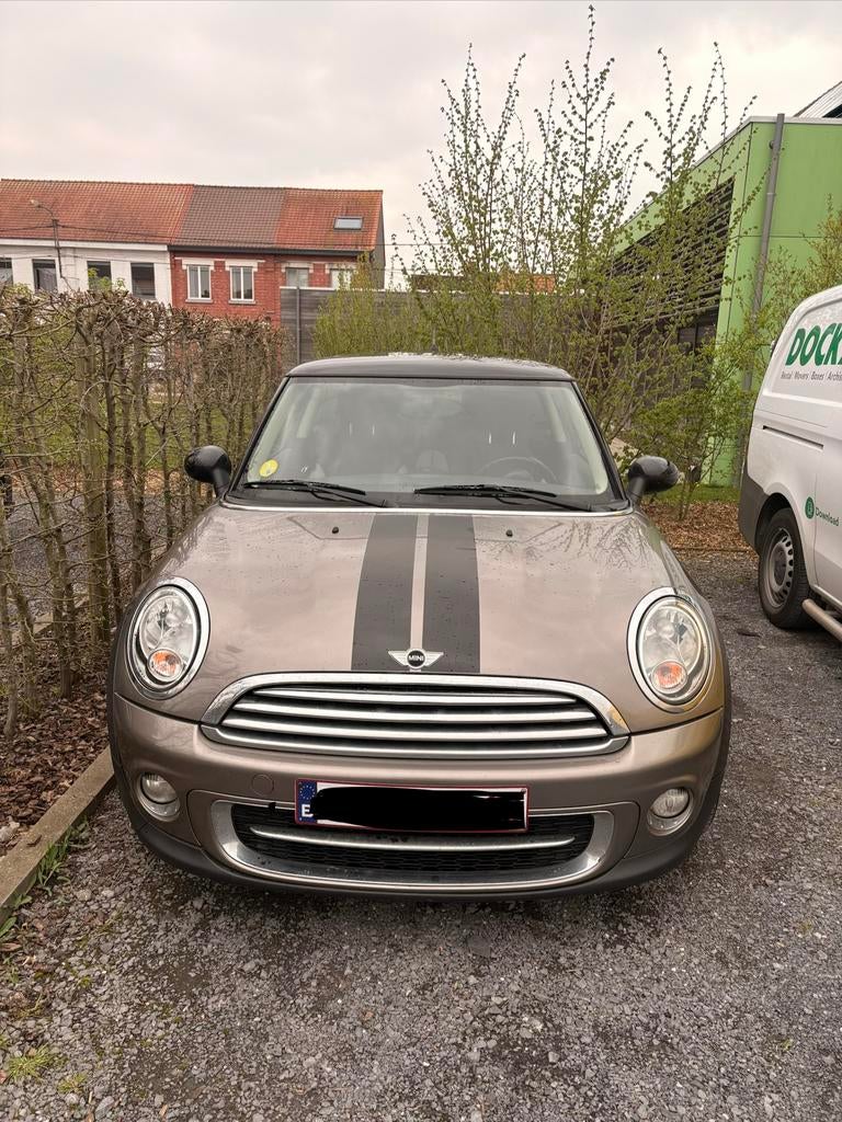 Mini Cooper D - 2011 – 142.000 km - problème moteur, Autos, Mini, Cooper, Diesel, Euro 5, Berline, 3 portes, Enlèvement