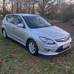 Hyundai I30: 32.000 km+ airco +jaar garantie+groot nazicht!!, Auto's, Voorwielaandrijving, Euro 5, Stof, 4 cilinders