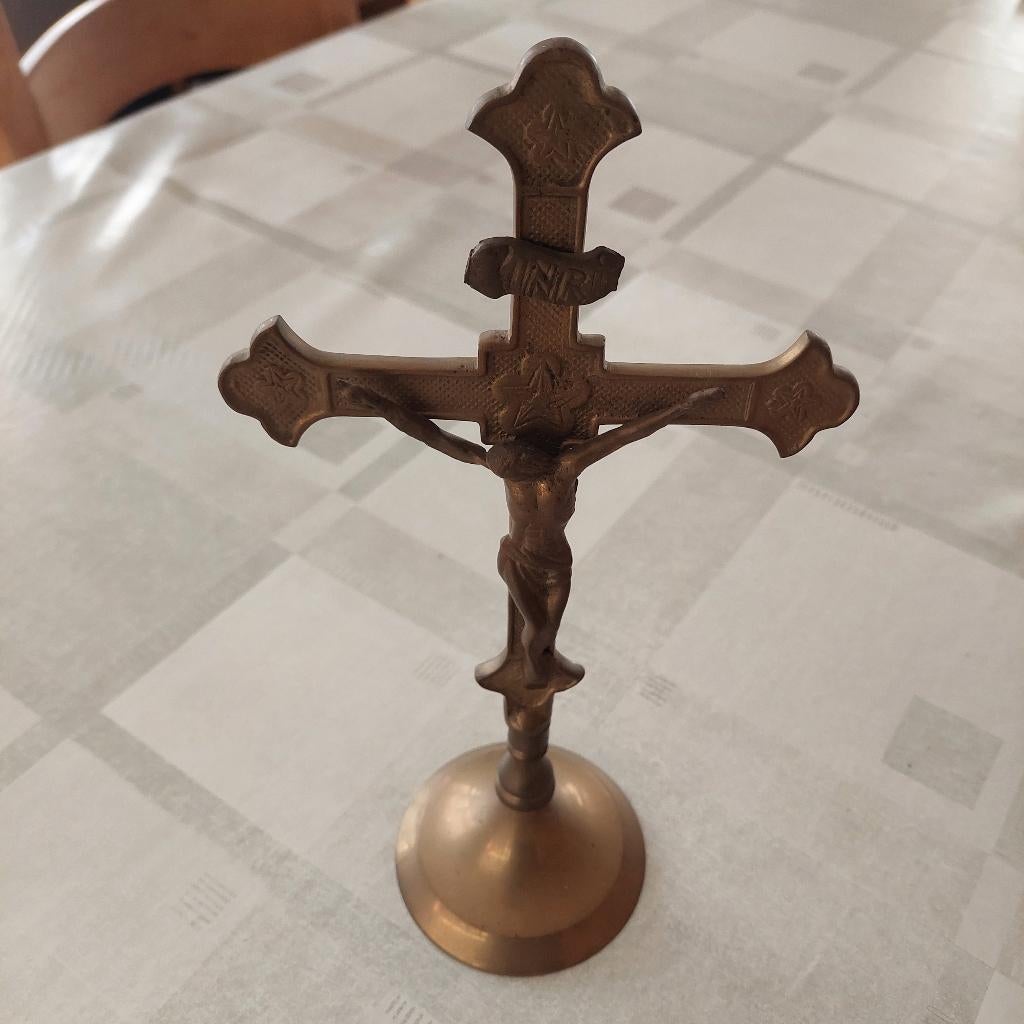 Kristusbeeld, Antiquités & Art, Enlèvement