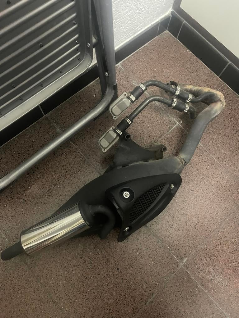 originele piaggio krul uitlaat voor 2takt brommer, Motos, Tuning & Styling, Enlèvement