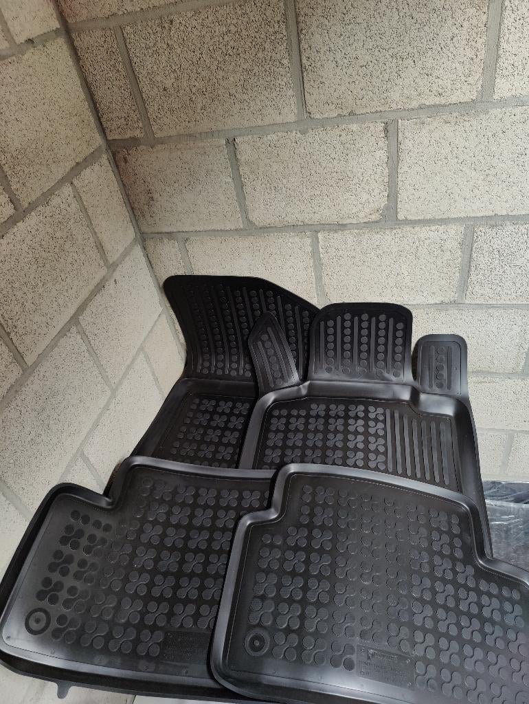 Kit de tapis en caoutchouc pour Peugeot 508, Enlèvement ou Envoi