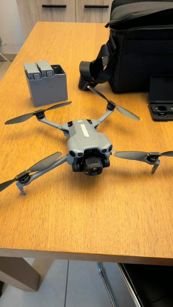 Dji mini 5 pro fly more combo ( 9 mins de vol seulement ), TV, Hi-fi & Vidéo, Drones, Comme neuf, Drone avec caméra, Qualité supérieure
