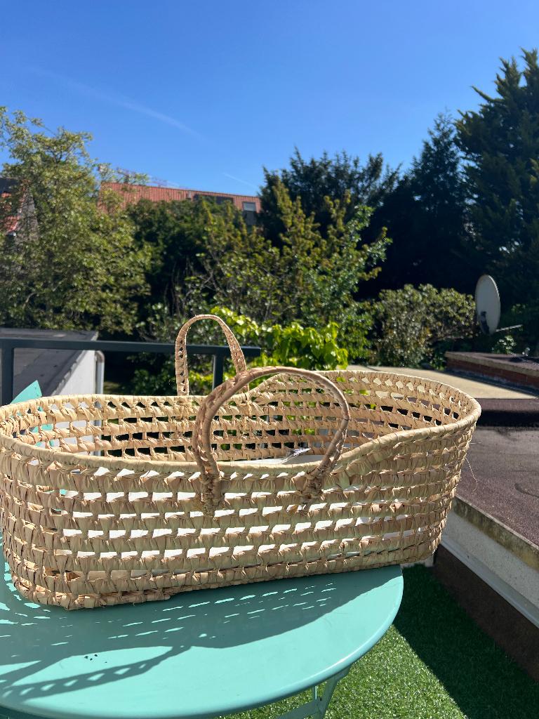 Rieten poppenmand met matrasje - nieuw -, Ophalen of Verzenden, Nieuw, Babypop