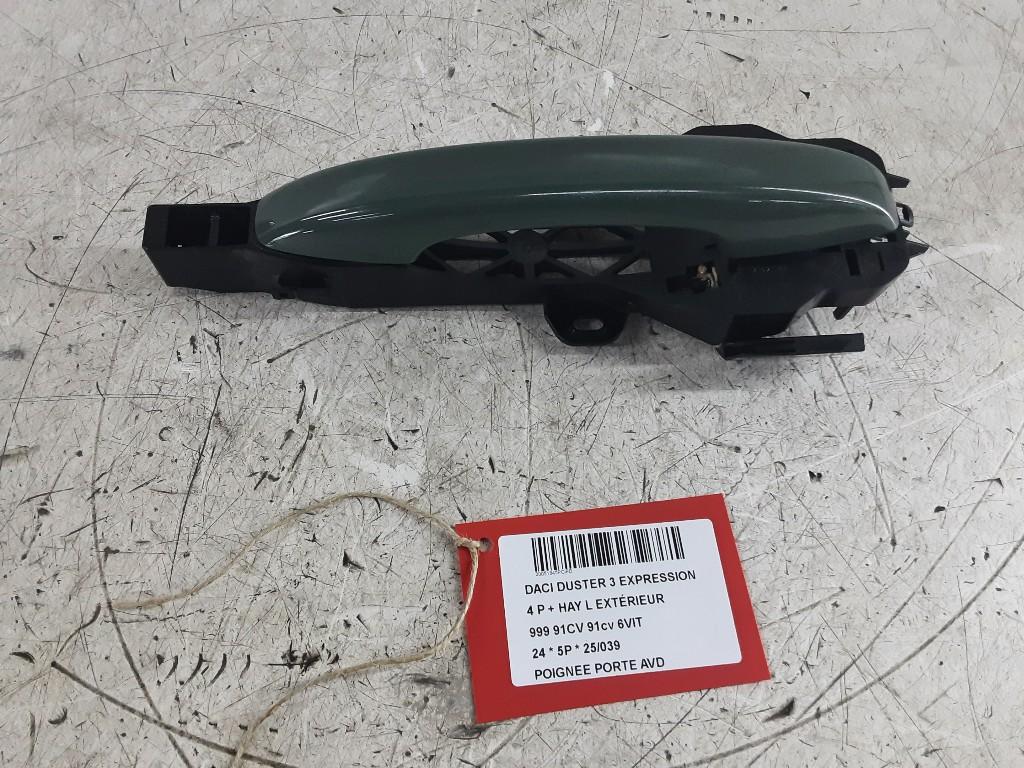 POIGNEE EXTERIEURE AVANT DROITE Duster (DJF) (806067754R), Dacia, Mevr. I. Hauben, Utilisé, Droite