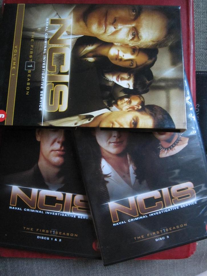 NCIS La première saison - Volume 1 (2003) 3 disques, CD & DVD, DVD | TV & Séries télévisées, Comme neuf, Thriller, Coffret, À partir de 6 ans