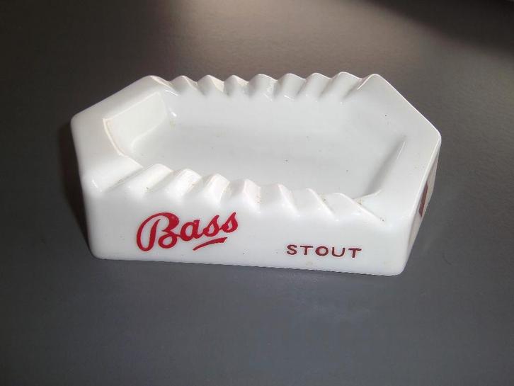 Vintage asbak van opalineglas „DOVERBEL” 18 x 11 x 4 cm, Antiek en Kunst, Antiek | Keramiek en Aardewerk, Ophalen