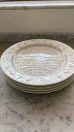 4 grote witte (onder-)borden, Huis en Inrichting, Ophalen, Gebruikt, Bord(en), Wedgwood