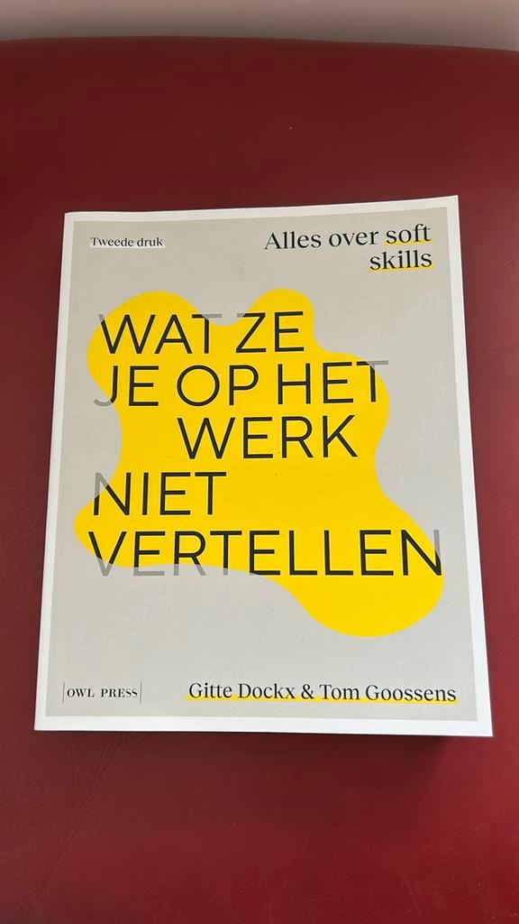 Gitte Dockx - Wat ze je op het werk niet vertellen, Boeken, Wetenschap, Zo goed als nieuw, Ophalen