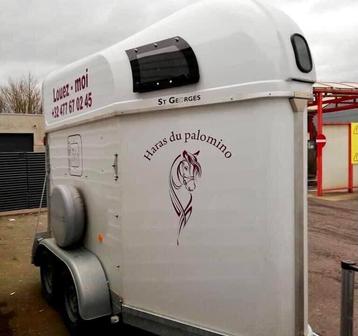 Van et camionnette  beschikbaar voor biedingen