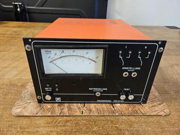 Leybold Penningvac PM411S2 Vacuum Controller  beschikbaar voor biedingen