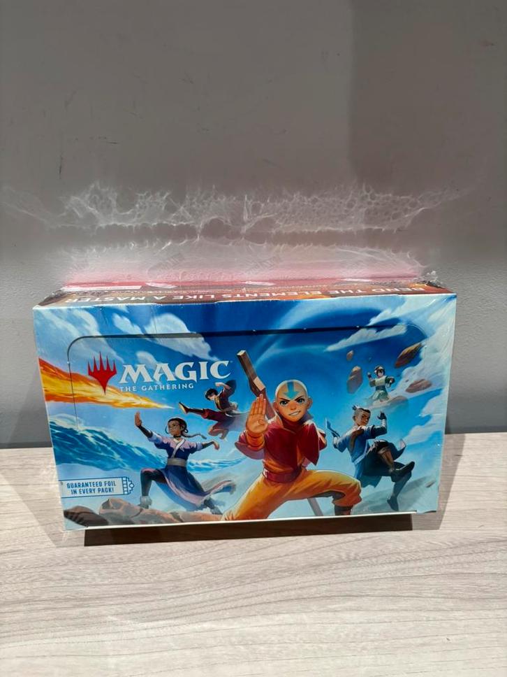 Magic The Gathering Avatar The Last Airbender Booster Box, Hobby en Vrije tijd, Verzamelkaartspellen | Overige, Booster, Foil
