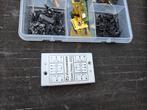 LOT DECODEUR +LOT ATTACHES ET AUTRES ACCESSOIRES+FROTTEUR, Ophalen of Verzenden, Gebruikt, Wisselstroom, Rails
