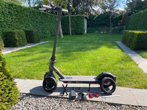 Step, Fietsen en Brommers, Steps, Zo goed als nieuw, Elektrische step (E-scooter), Ophalen