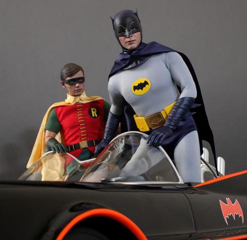Hot Toys - Batman et Robin (1966), Verzamelen, Film en Tv, Nieuw, Film, Actiefiguur of Pop, Ophalen of Verzenden