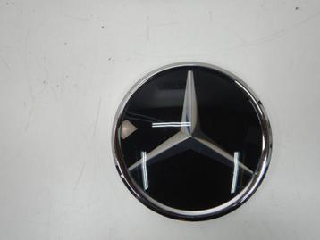 Mercedes-Benz Distronic ACC Logo Grille A0008880011