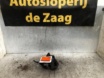Remklauw (Tang) rechts-voor van een Ford Ecosport beschikbaar voor biedingen