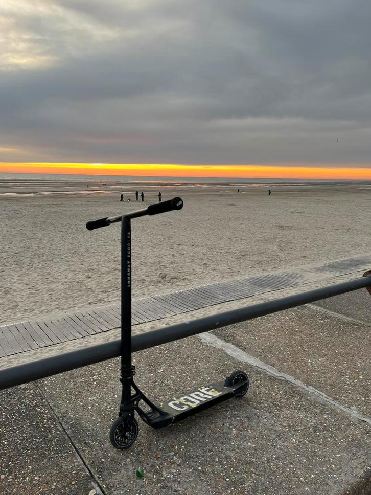 Custom stuntstep HIC, Fietsen en Brommers, Steps, Zo goed als nieuw, Ophalen