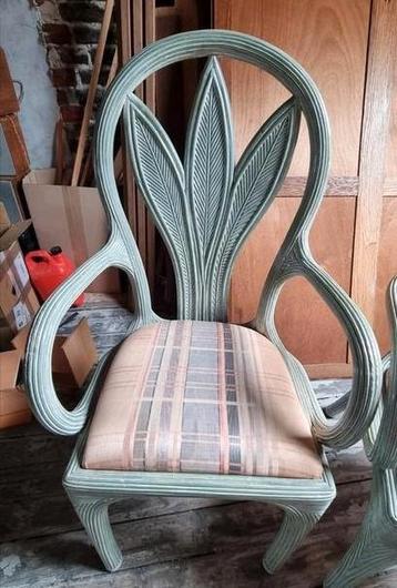 Rotan stoelen 35 per stuk of 60 voor beide beschikbaar voor biedingen