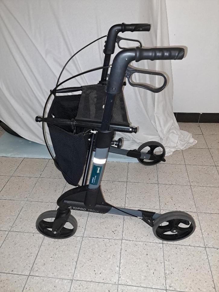 Rollator  Topro Troja . Goede staat !!!, Diversen, Rollators, Zo goed als nieuw, Lichtgewicht, Opvouwbaar, Ophalen