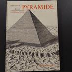De geboorte van een piramide - A4 met harde kaft, Ophalen of Verzenden, Gelezen