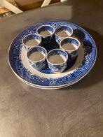Borden en eierdopjes in porselein, Antiek en Kunst, Ophalen