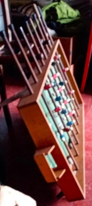 voetbaltafel vintage beschikbaar voor biedingen