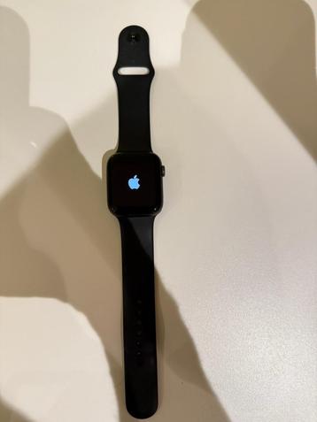 Apple Watch Series 6 44mm SP Gray Alu Black SP Band GPS beschikbaar voor biedingen