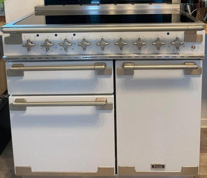 Luxe wit falcon elise 100 inductie fornuis met 3ovens, Elektronische apparatuur, Fornuizen, Zo goed als nieuw, Inductie, 5 kookzones of meer