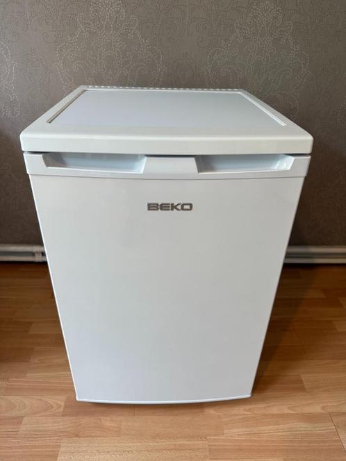 Kleine ijskast met vriesvak, Elektronische apparatuur, Koelkasten en IJskasten, Gebruikt, Met vriesvak, 100 tot 150 liter, Minder dan 85 cm