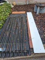 afdekken van brandhout ,bitumenplaten , plus houten platen, Ophalen, Gebruikt