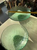 2 vintage grote glazen schalen ., Ophalen