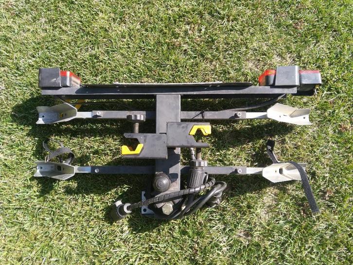 fietsdrager voor twee grote fietsen, Auto diversen, Fietsendragers, Gebruikt, Trekhaakdrager, 2 fietsen, Ophalen