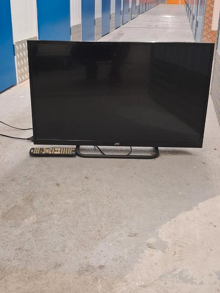 JVC 32" LED – Quasi neuf, Peu utilisé, Très bon état 90 €, TV, Hi-fi & Vidéo, Télévisions, Comme neuf, LED, Enlèvement