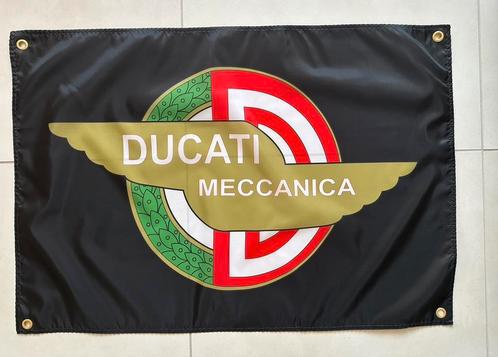 Ducati vlag, Diversen, Vlaggen en Wimpels, Zo goed als nieuw